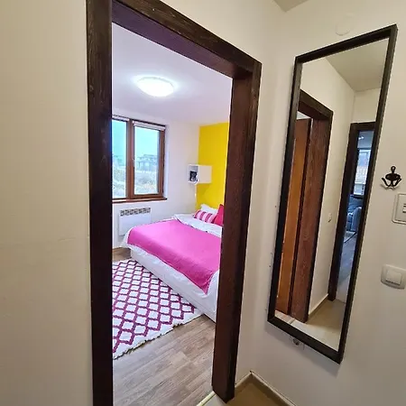 Apartment Elegant Near Gondola Bansko